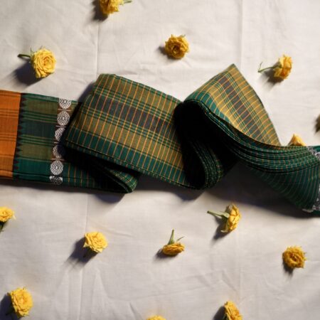 Checked Handloom Cotton Saree with Gold Zari